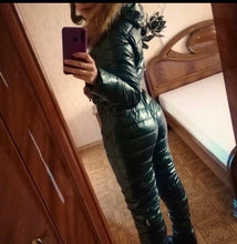 Load image into Gallery viewer, Emerald Nightingale snowsuit ski green one-piece skisuit jumpsuit winter snow suit NWT M Spring Break 2023 new puffer one-piece